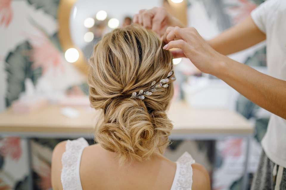 Bridal Hairstyling | Anaivi Academy