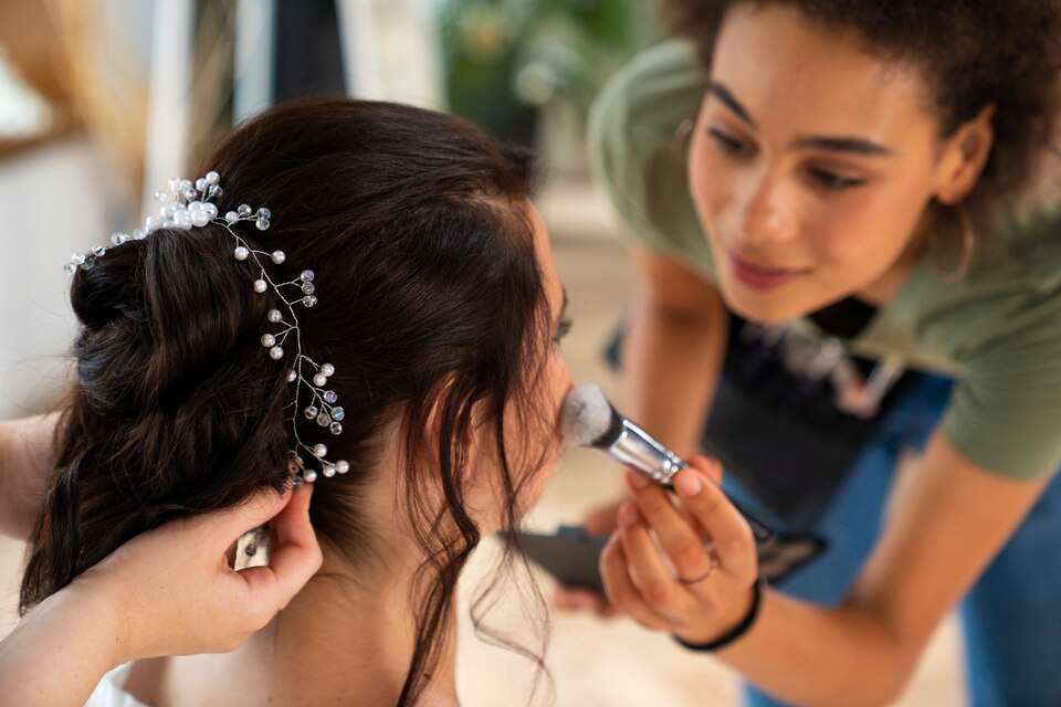 Bridal Hairstyling | Anaivi Academy